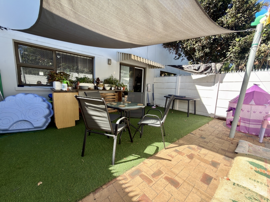 2 Bedroom Property for Sale in Table View Western Cape